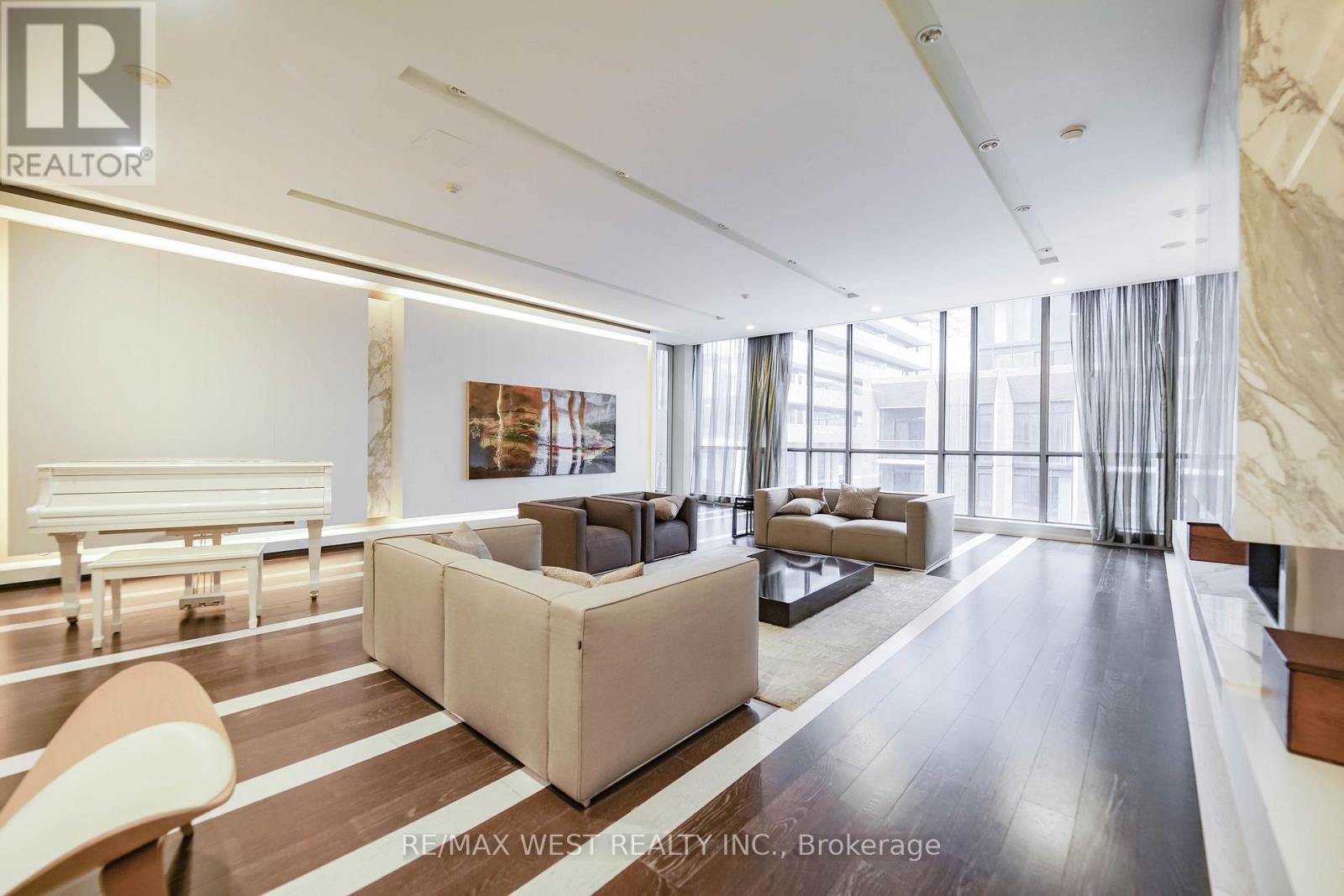 412 - 8 Charlotte Street, Toronto, Ontario  M5V 0K4 - Photo 11 - C12582076