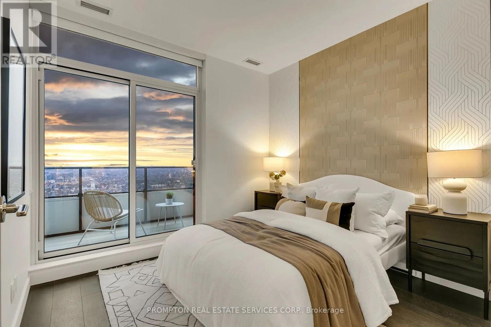 Ph 5110 - 38 Widmer Street, Toronto, Ontario  M5V 2E9 - Photo 9 - C12582084