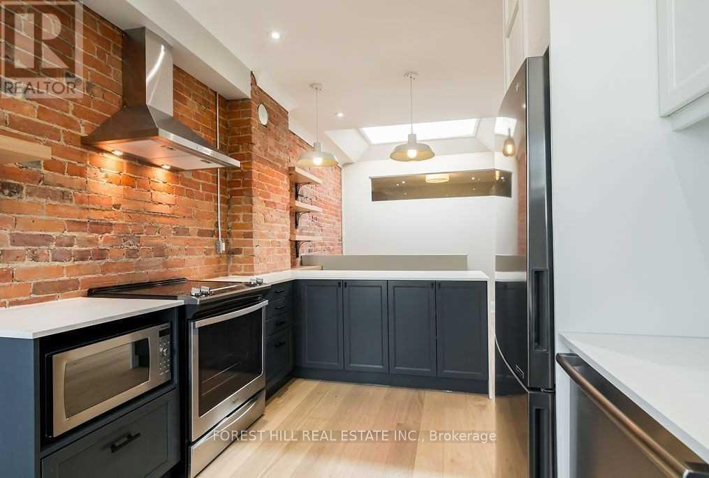 3 - 1216 DUNDAS STREET W, Toronto, Ontario