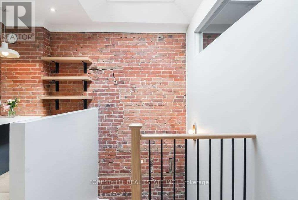 3 - 1216 Dundas Street W, Toronto, Ontario  M6J 1X5 - Photo 4 - C12582148