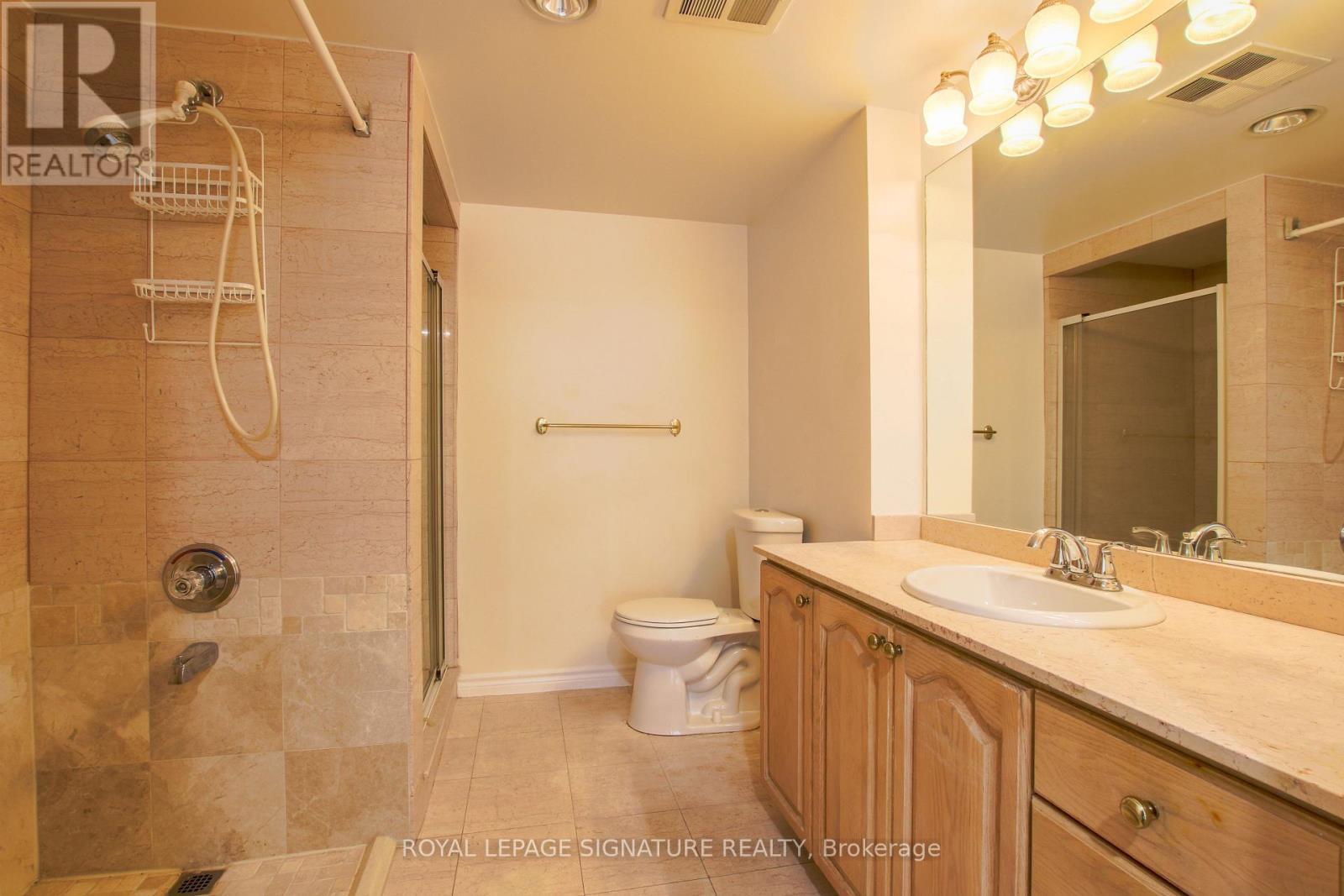 402 - 18 Concorde Place, Toronto, Ontario  M3C 3T9 - Photo 18 - C12582154