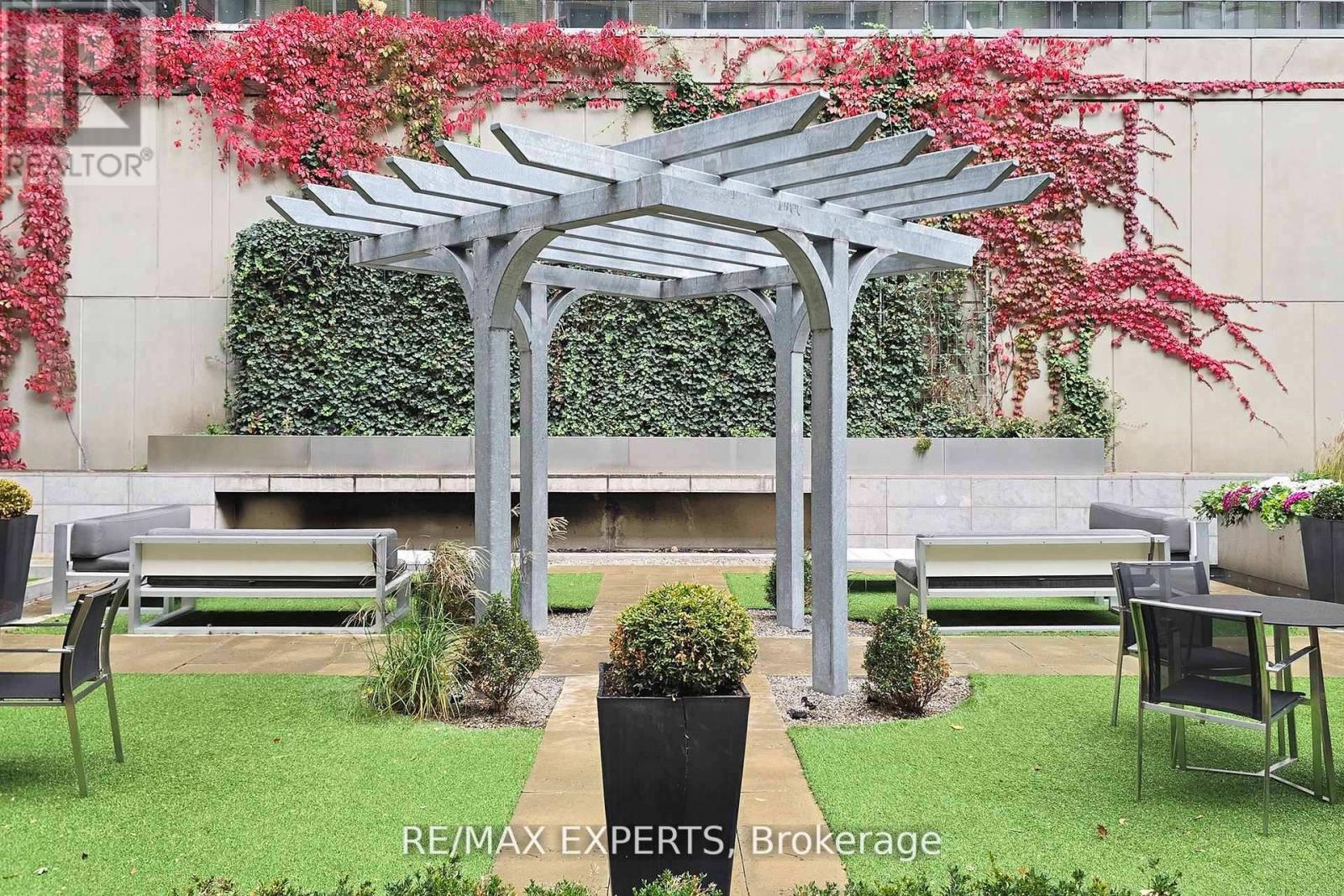 1013 - 775 King Street W, Toronto, Ontario  M5V 2K3 - Photo 6 - C12582170