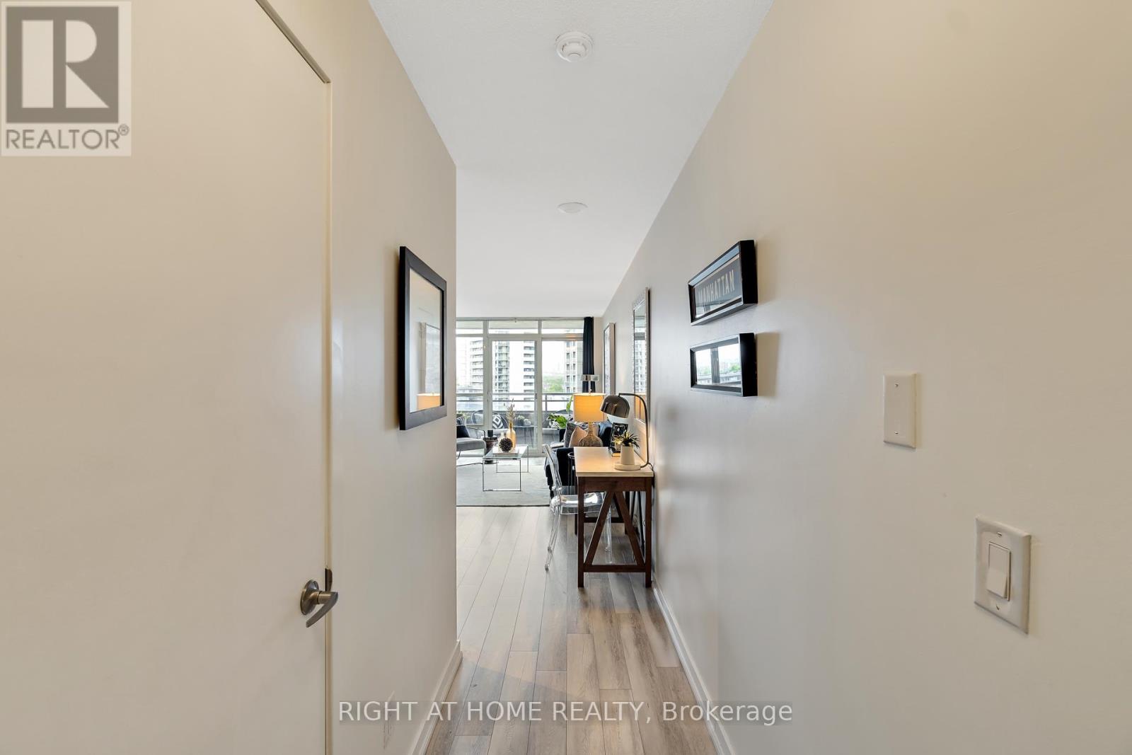 1322 - 38 Joe Shuster Way, Toronto, Ontario  M6K 0A5 - Photo 4 - C12582174
