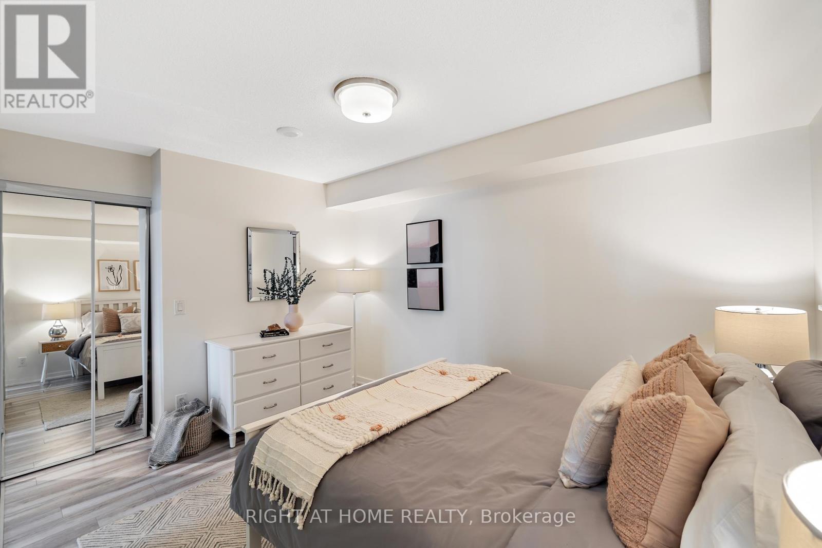 1322 - 38 Joe Shuster Way, Toronto, Ontario  M6K 0A5 - Photo 8 - C12582174