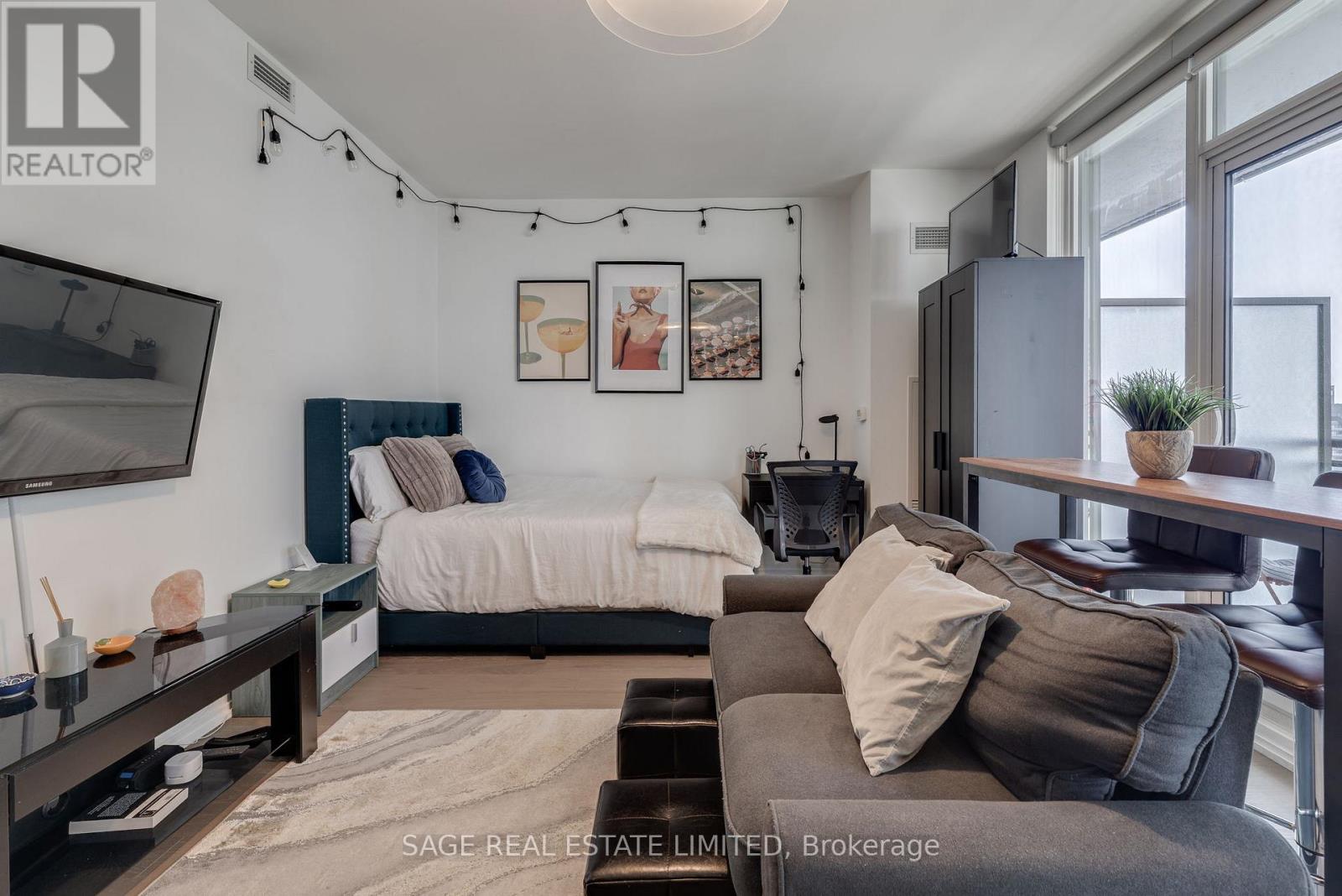 4503 - 45 Charles Street E, Toronto, Ontario  M4Y 0B8 - Photo 11 - C12582192