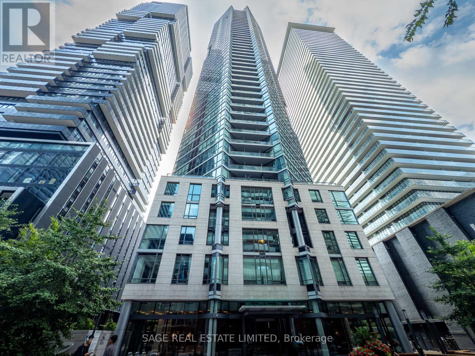 4503 - 45 Charles Street E, Toronto, Ontario  M4Y 0B8 - Photo 3 - C12582192