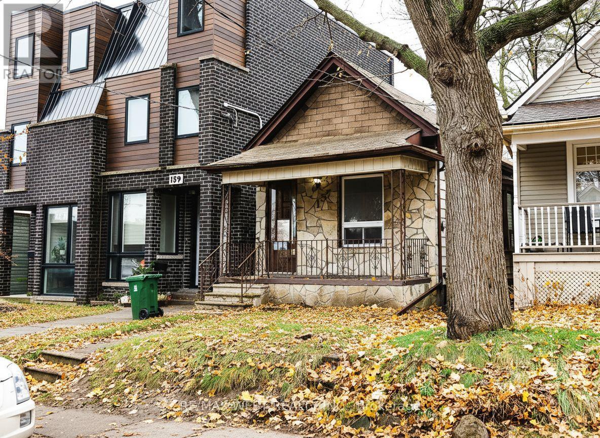 157 BOULTBEE AVENUE, Toronto, Ontario