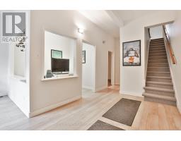 108 SCOLLARD STREET, Toronto, Ontario