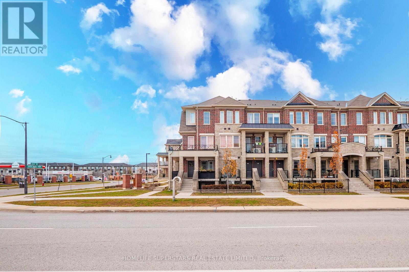 102 - 200 Veterans Drive, Brampton, Ontario  L7A 4S6 - Photo 4 - W12581688