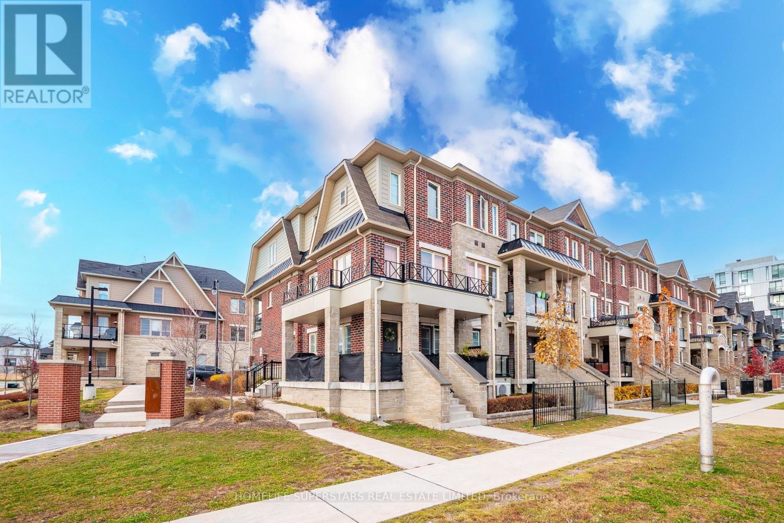 102 - 200 Veterans Drive, Brampton, Ontario  L7A 4S6 - Photo 3 - W12581688