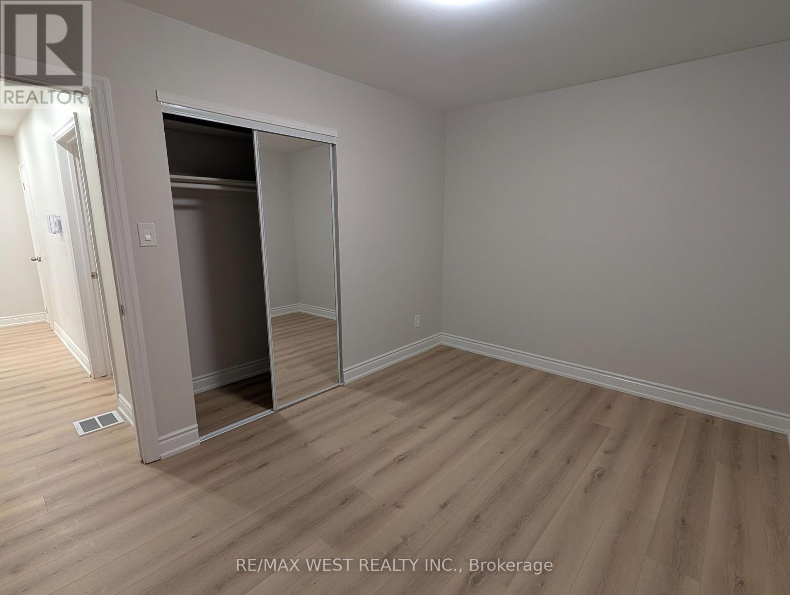 198 Cherrywood Drive, Newmarket, Ontario  L3Y 2X8 - Photo 16 - N12582008