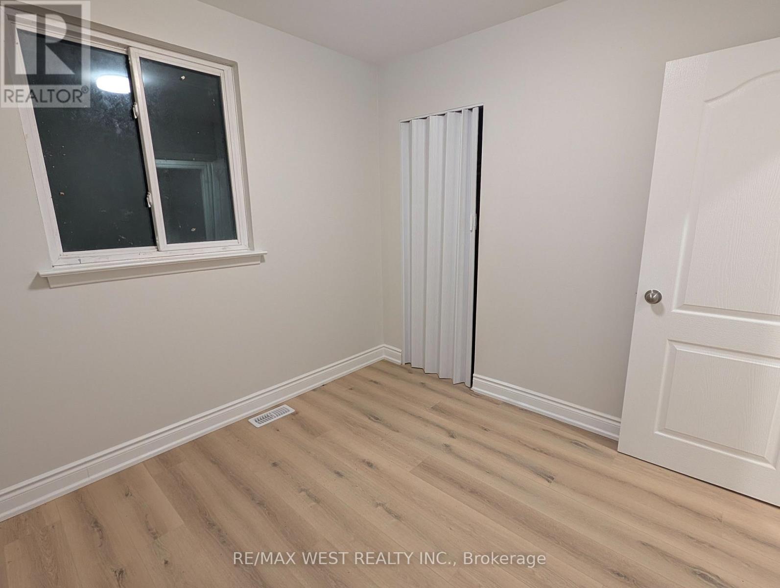 198 Cherrywood Drive, Newmarket, Ontario  L3Y 2X8 - Photo 18 - N12582008