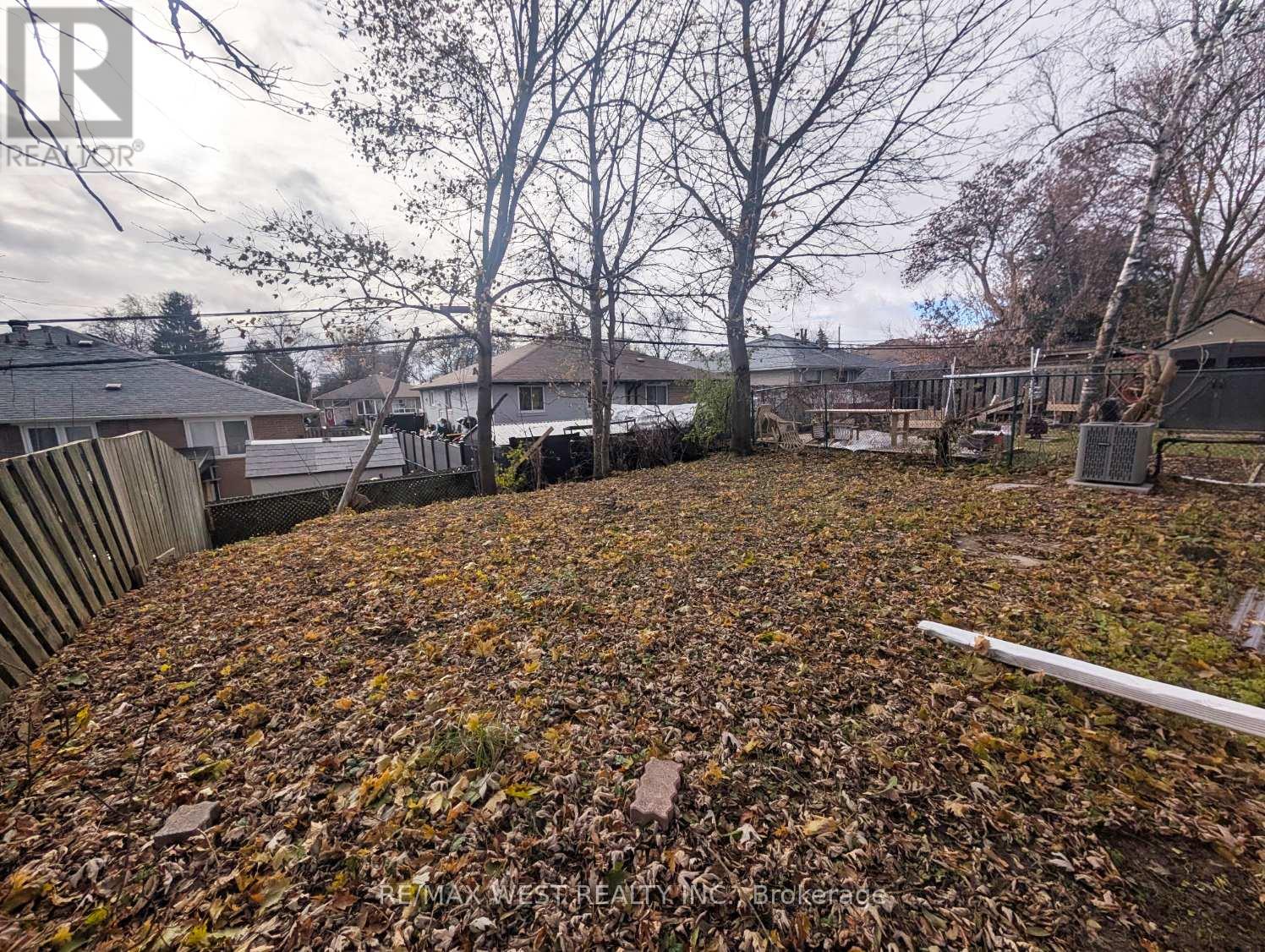 198 Cherrywood Drive, Newmarket, Ontario  L3Y 2X8 - Photo 19 - N12582008