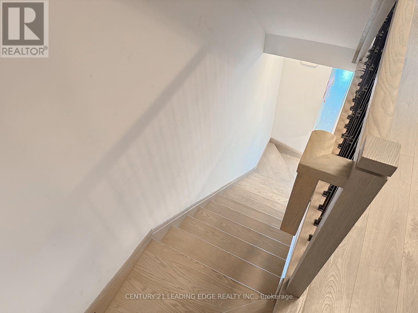 39 - 1050 Portage Parkway, Vaughan, Ontario  L4K 0K3 - Photo 10 - N12582064