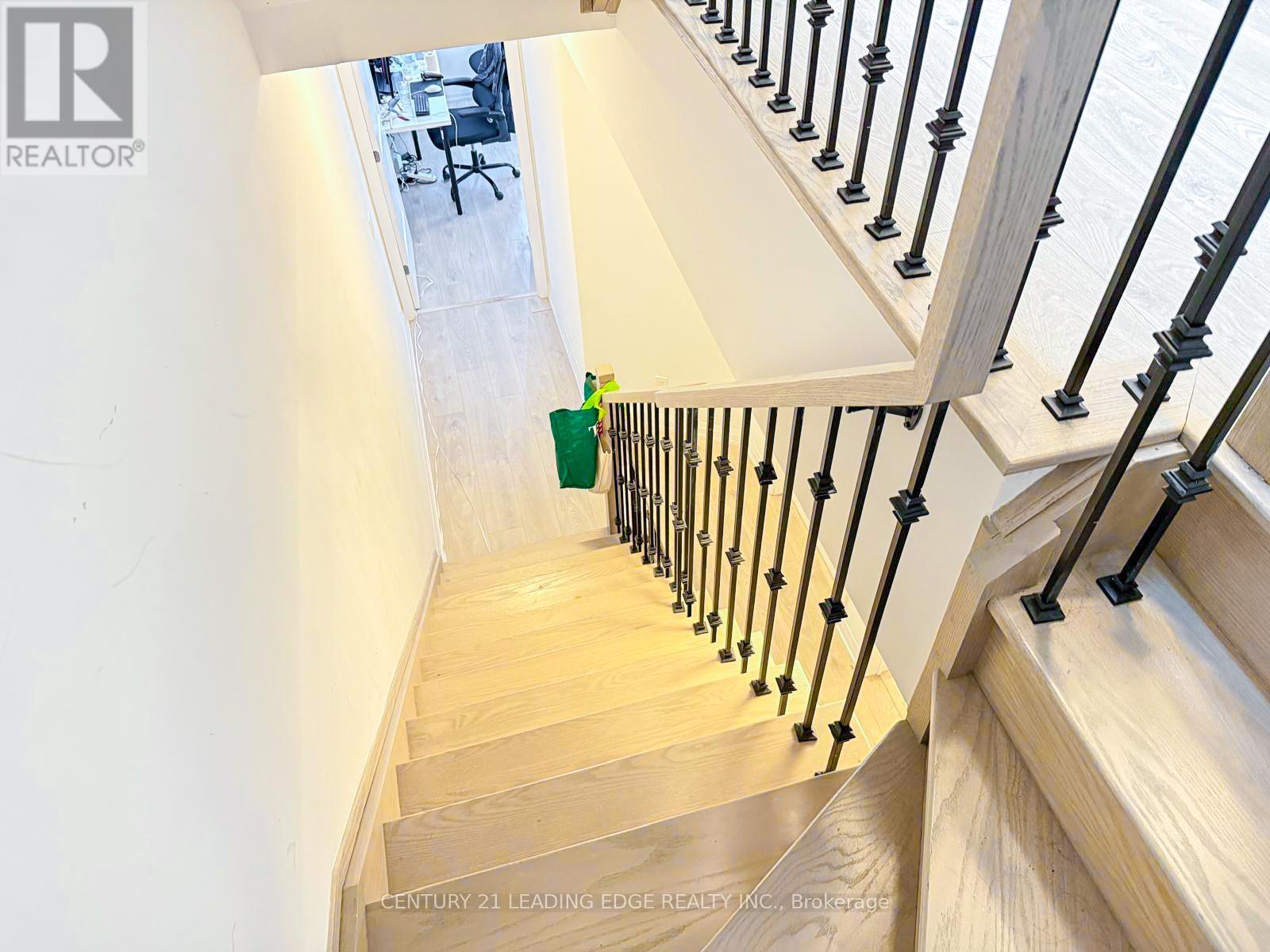 39 - 1050 Portage Parkway, Vaughan, Ontario  L4K 0K3 - Photo 22 - N12582064