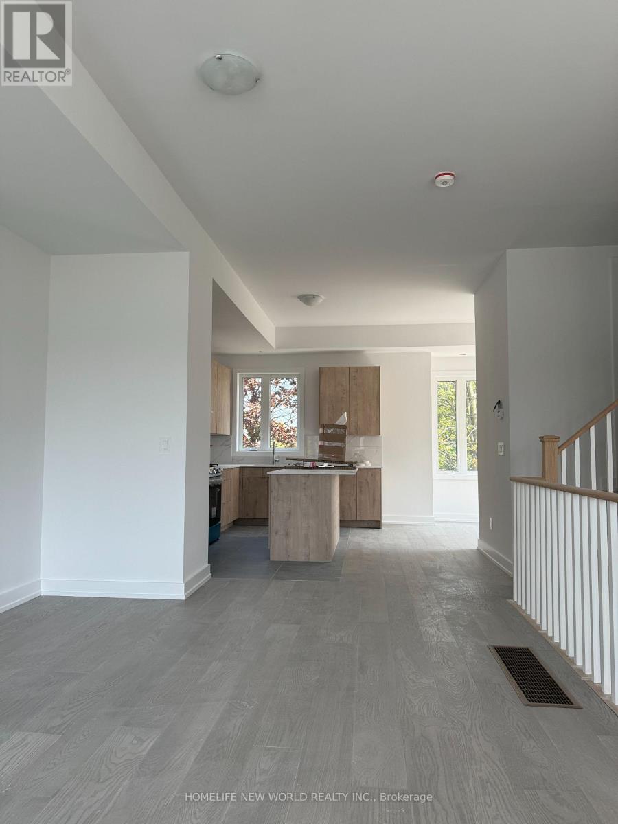 17 Carl Hill Lane, Richmond Hill, Ontario  L4C 7A6 - Photo 2 - N12582120