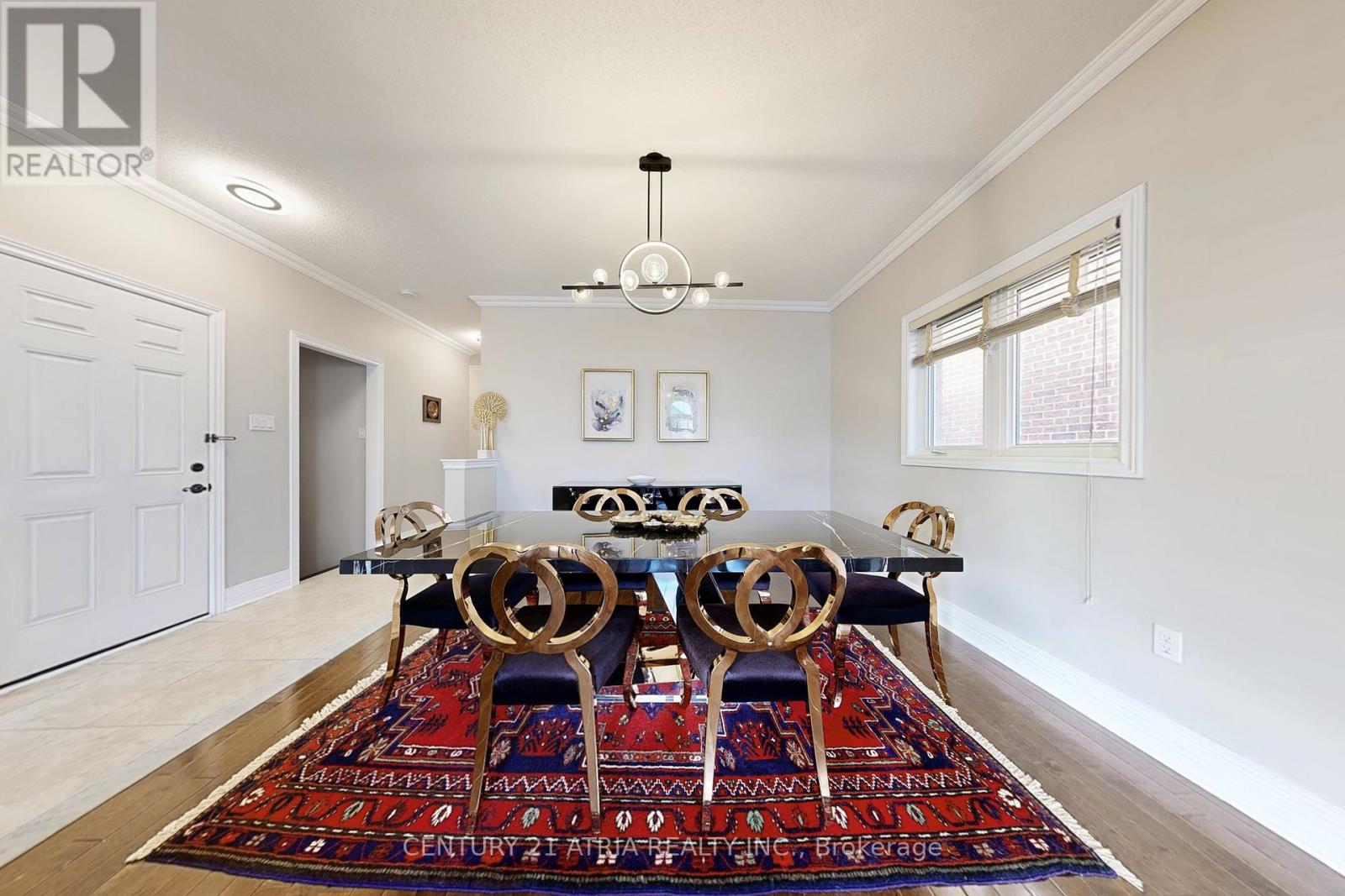 490 Kwapis Boulevard, Newmarket, Ontario  L3X 3K6 - Photo 8 - N12582128