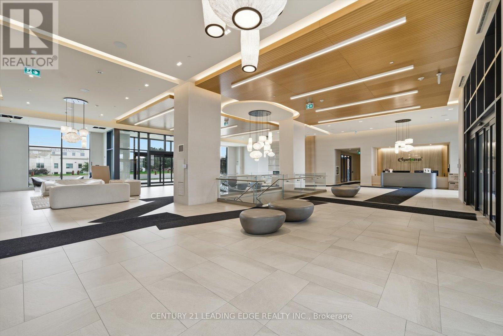 2015 - 8960 Jane Street, Vaughan, Ontario  L4K 0N9 - Photo 4 - N12582156