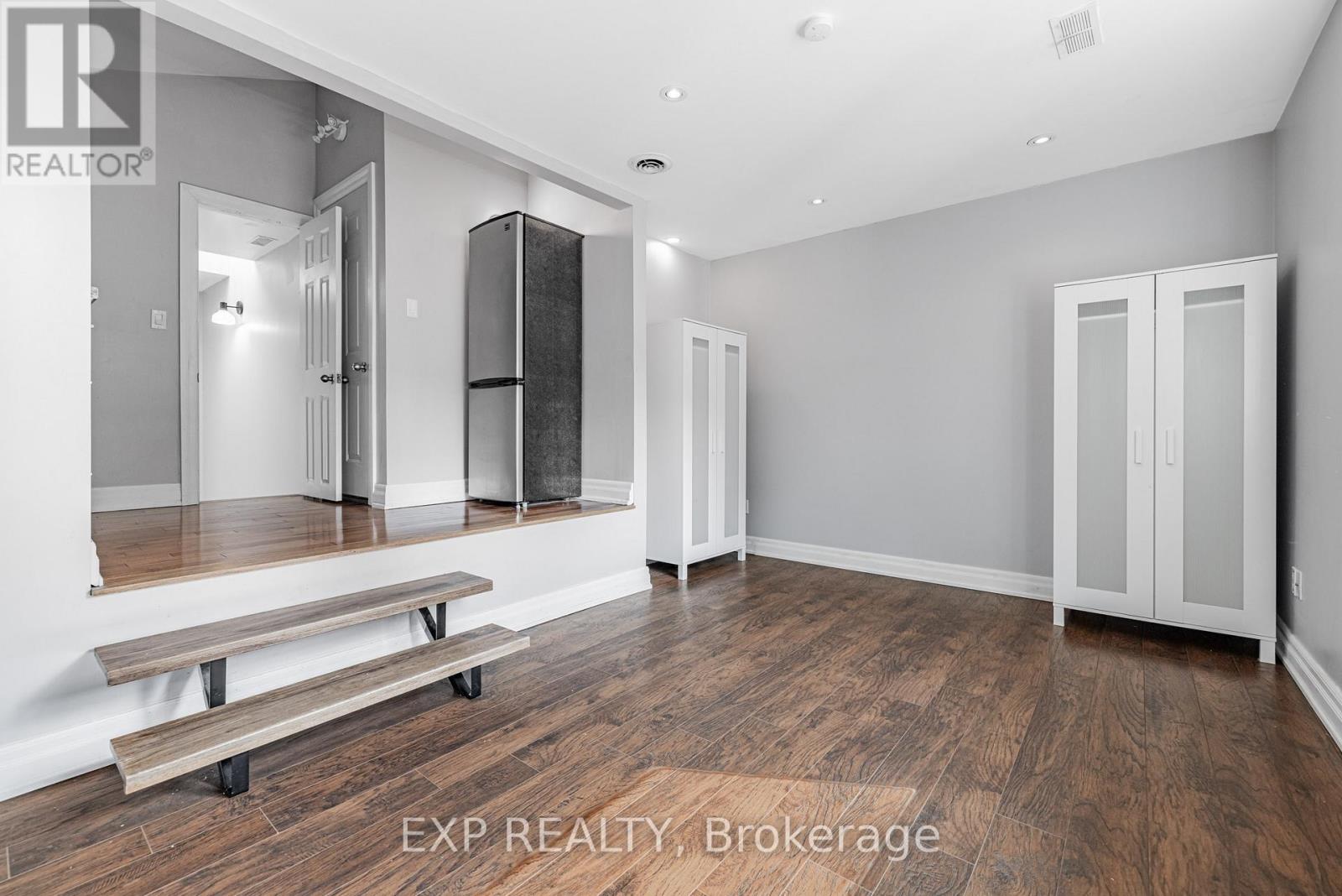 203 Centre Street W, Richmond Hill, Ontario  L4C 3P9 - Photo 24 - N12582178