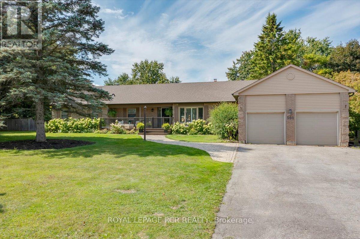 501 SAMUEL HARPER COURT, East Gwillimbury, Ontario