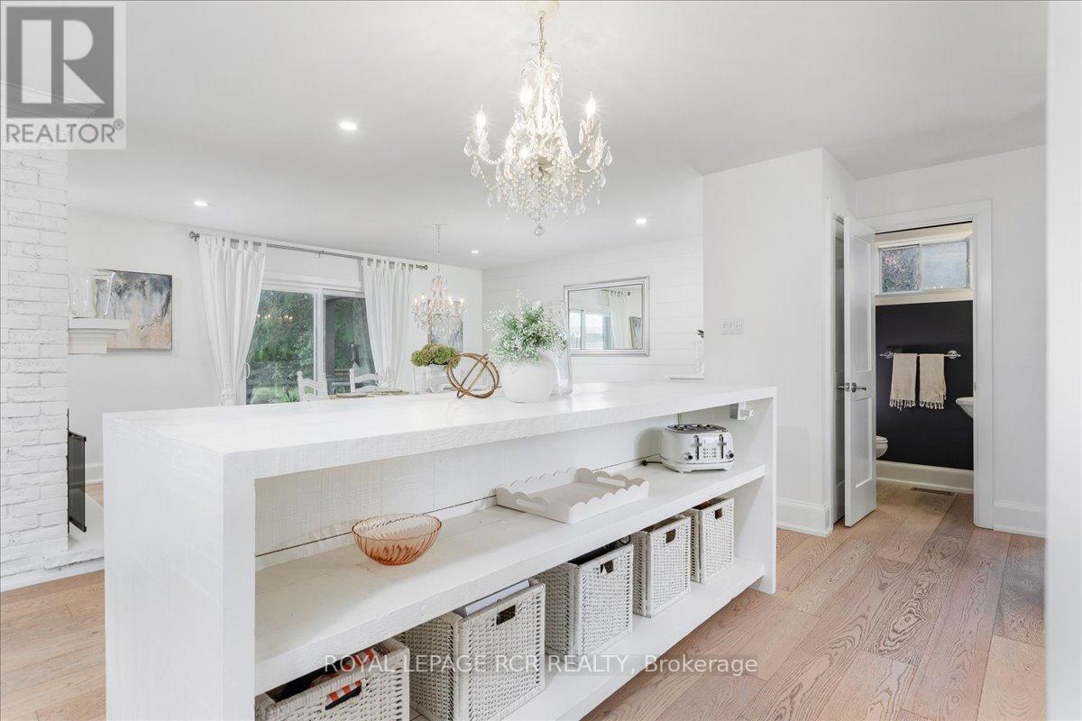 501 Samuel Harper Court, East Gwillimbury, Ontario  L0G 1M0 - Photo 14 - N12582182