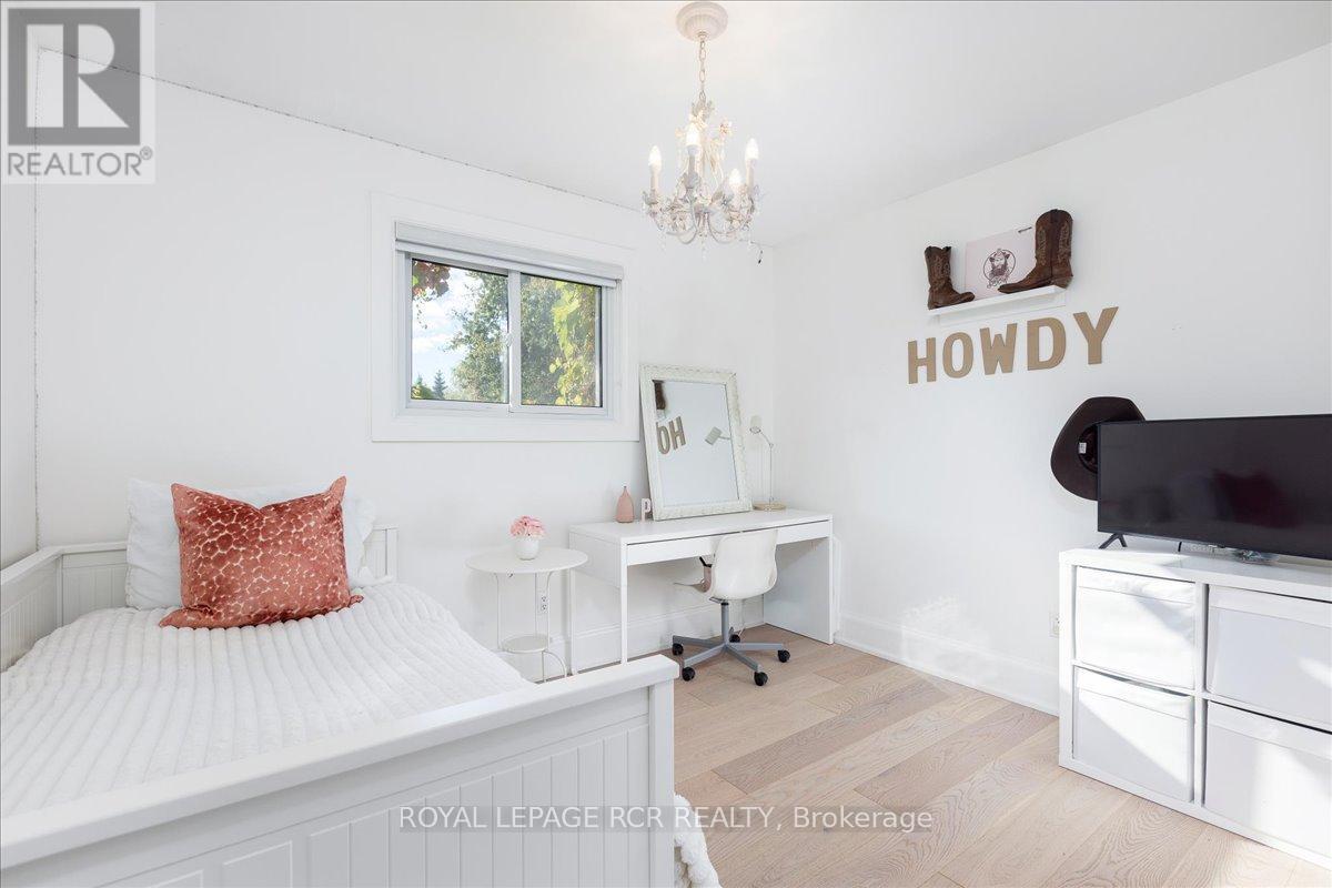 501 Samuel Harper Court, East Gwillimbury, Ontario  L0G 1M0 - Photo 23 - N12582182