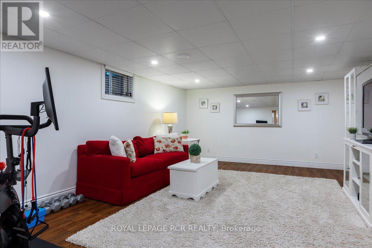 501 Samuel Harper Court, East Gwillimbury, Ontario  L0G 1M0 - Photo 34 - N12582182