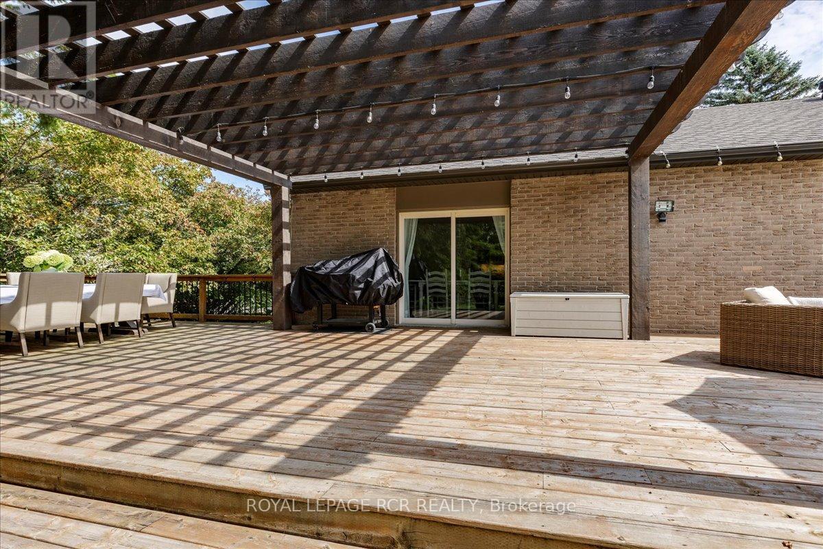 501 Samuel Harper Court, East Gwillimbury, Ontario  L0G 1M0 - Photo 42 - N12582182