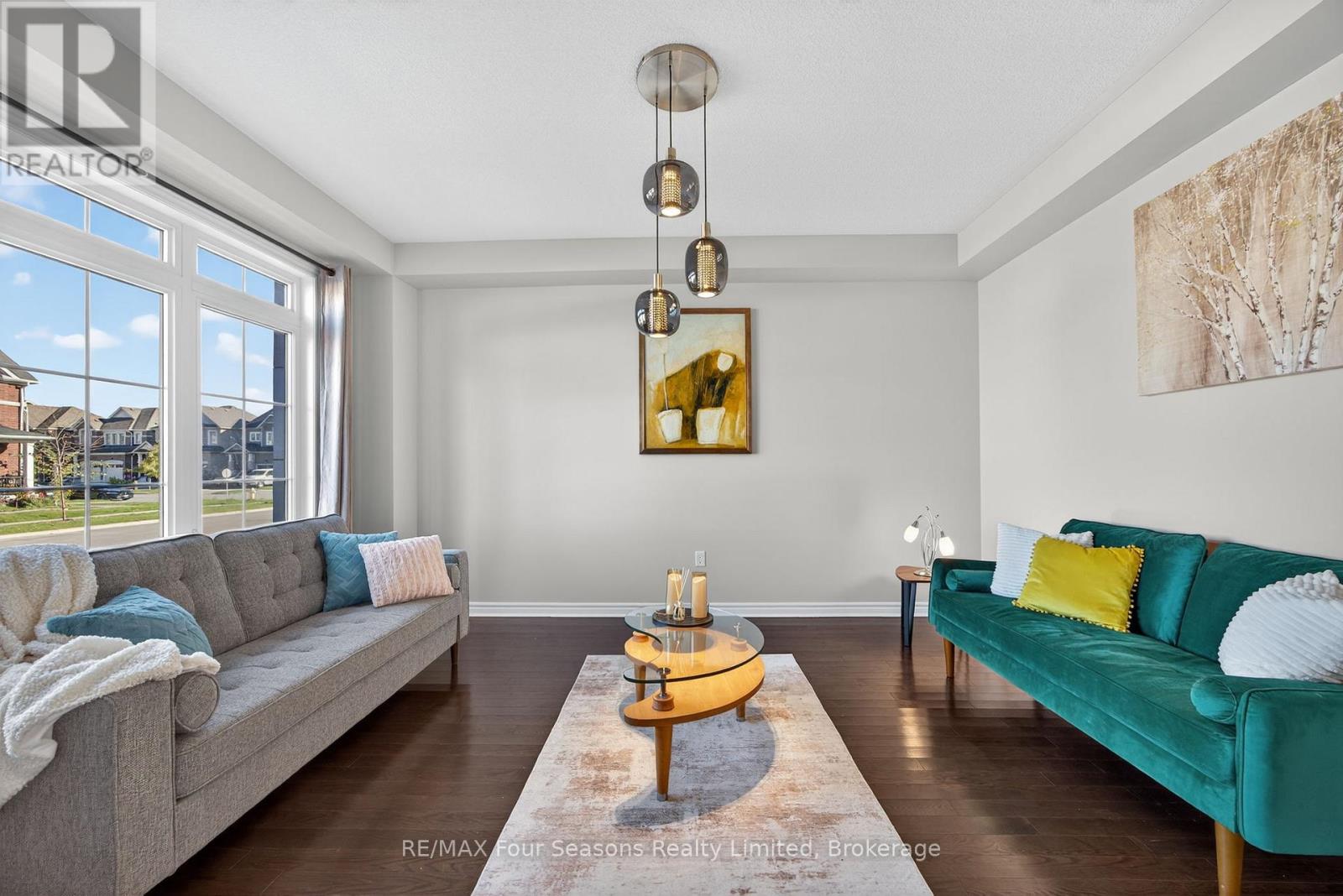 62 Kirby Avenue, Collingwood, Ontario  L9Y 3Y8 - Photo 2 - S12582244