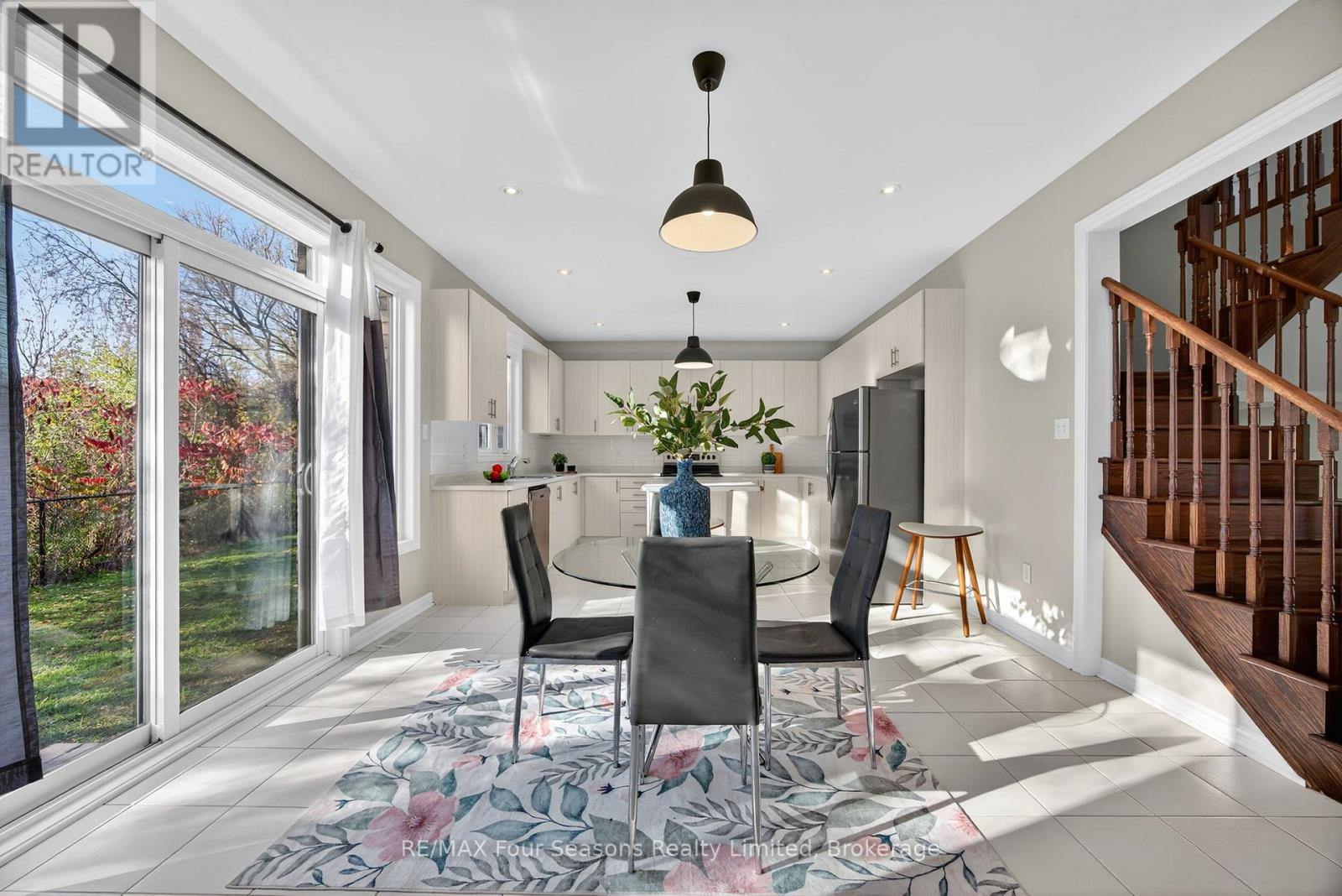 62 Kirby Avenue, Collingwood, Ontario  L9Y 3Y8 - Photo 4 - S12582244