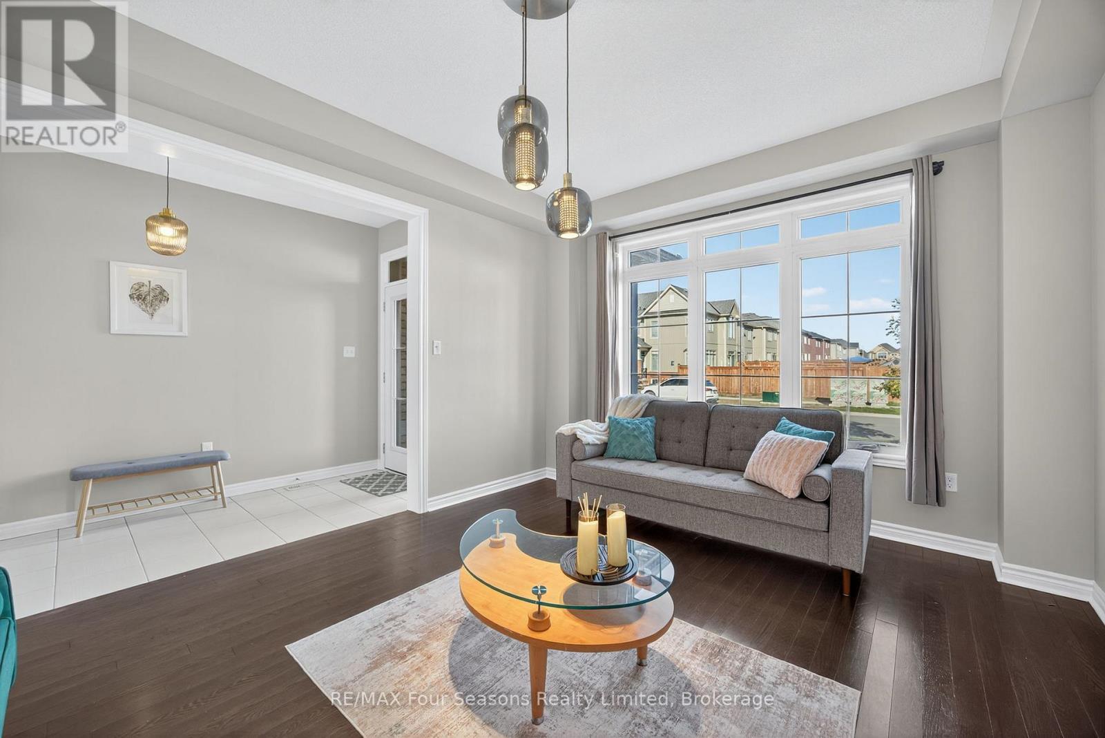 62 Kirby Avenue, Collingwood, Ontario  L9Y 3Y8 - Photo 7 - S12582244