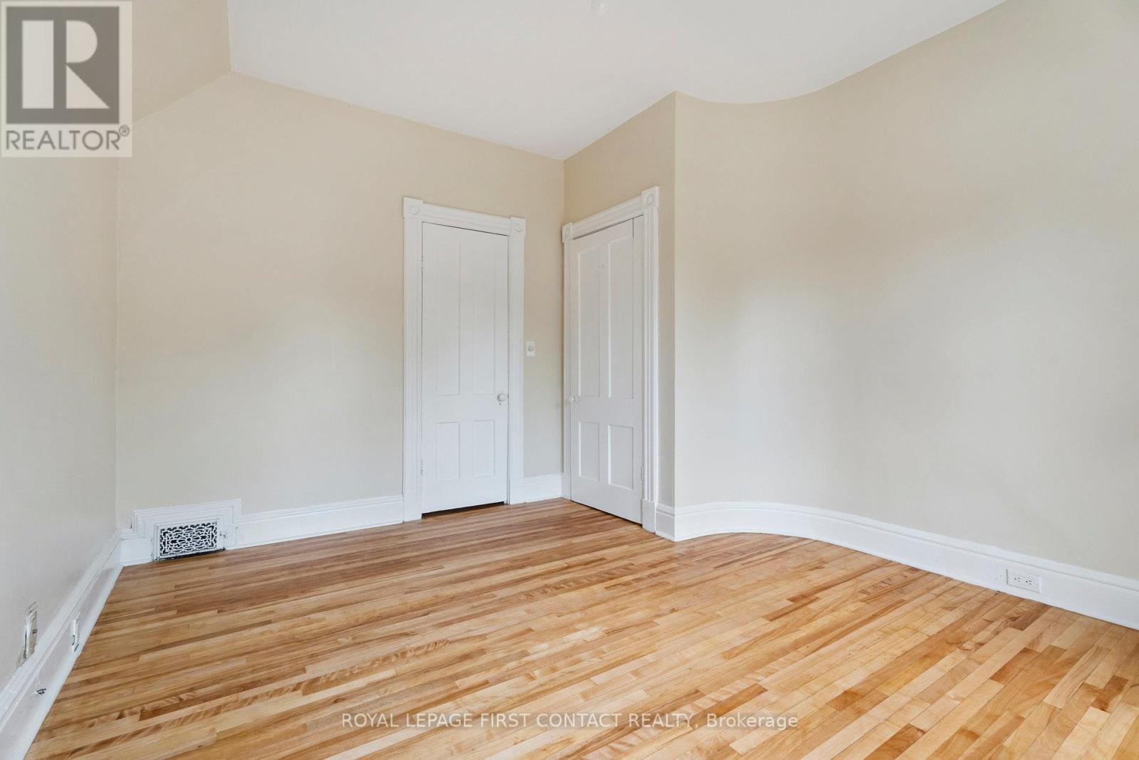 55 Burton Avenue, Barrie, Ontario  L4N 2R5 - Photo 18 - S12581966