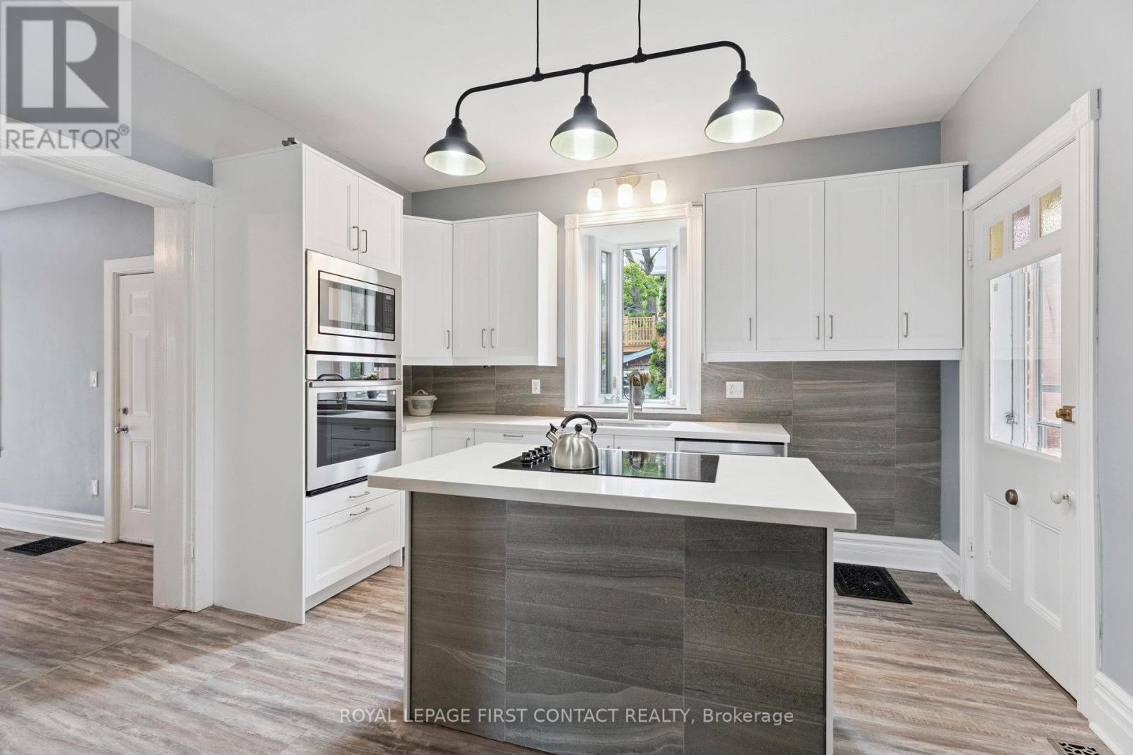 55 Burton Avenue, Barrie, Ontario  L4N 2R5 - Photo 4 - S12581966