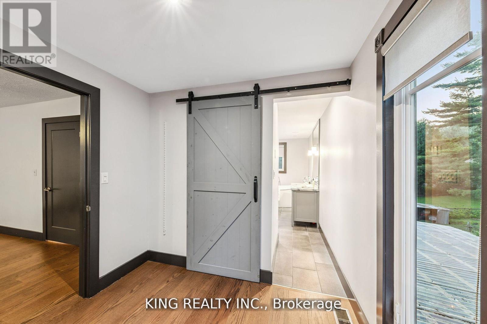 602 Champlain Road, Tiny, Ontario L9M 0C2 - Photo 24 - S12582010