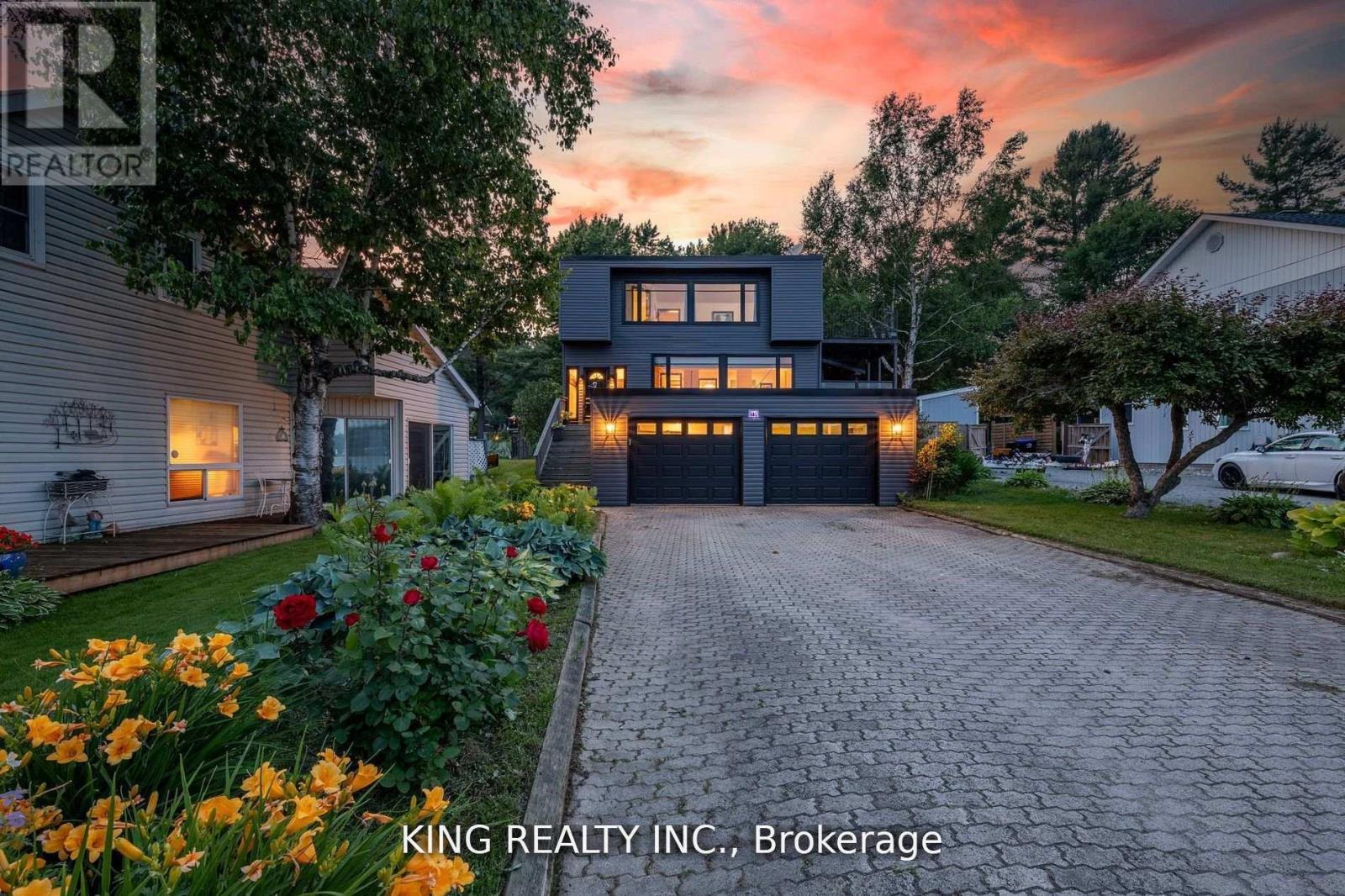 602 Champlain Road, Tiny, Ontario L9M 0C2 - Photo 38 - S12582010