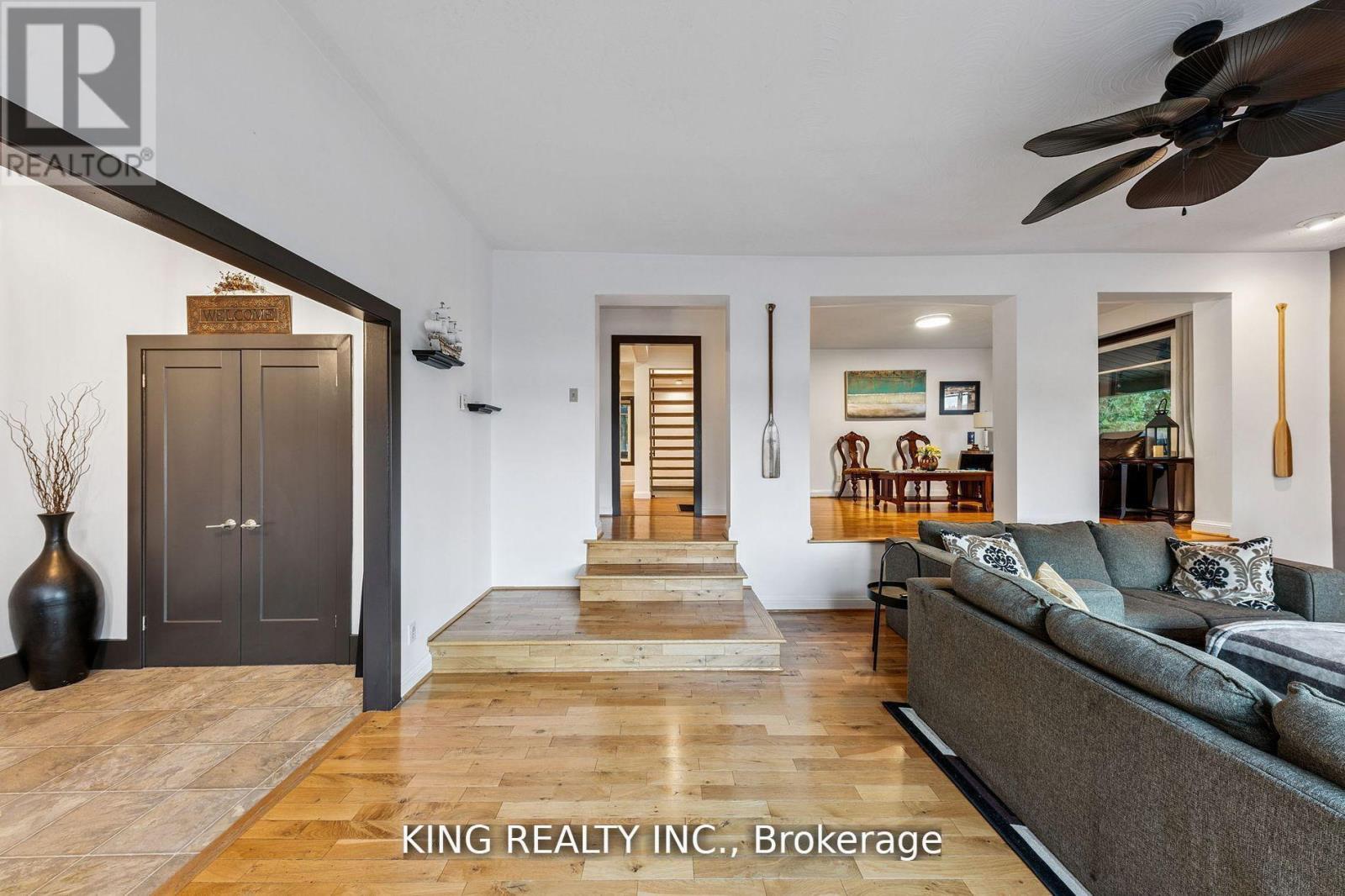 602 Champlain Road, Tiny, Ontario L9M 0C2 - Photo 9 - S12582010