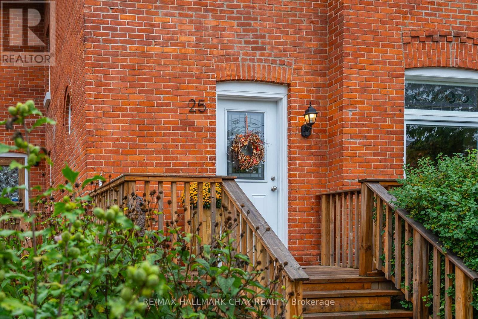 25 William Street, Barrie, Ontario  L4N 3J4 - Photo 4 - S12582144