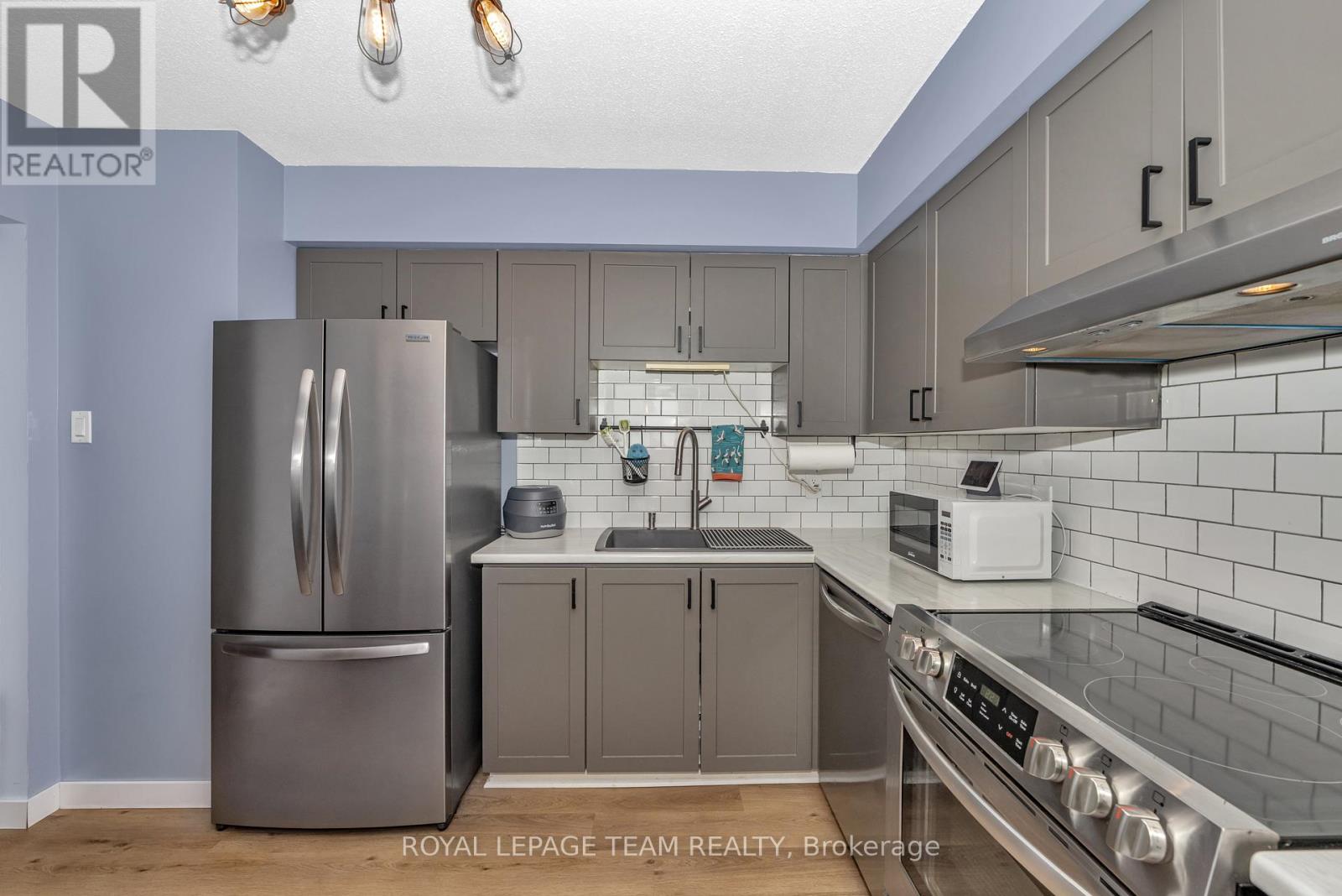 904 - 215 Parkdale Avenue, Ottawa, Ontario  K1Y 4T8 - Photo 10 - X12502238