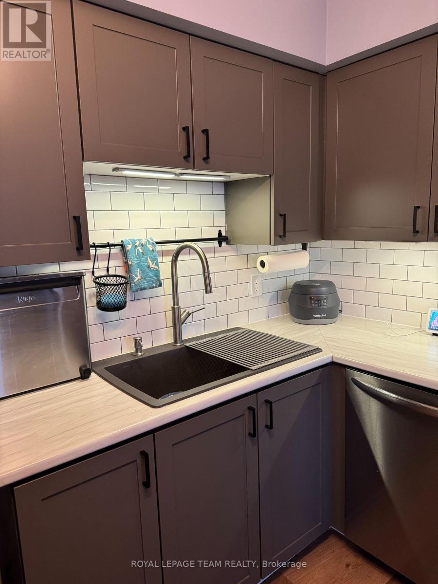 904 - 215 Parkdale Avenue, Ottawa, Ontario  K1Y 4T8 - Photo 12 - X12502238