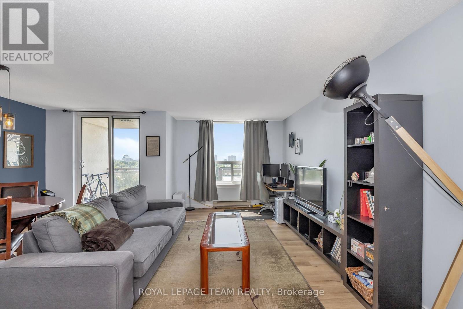 904 - 215 Parkdale Avenue, Ottawa, Ontario  K1Y 4T8 - Photo 6 - X12502238