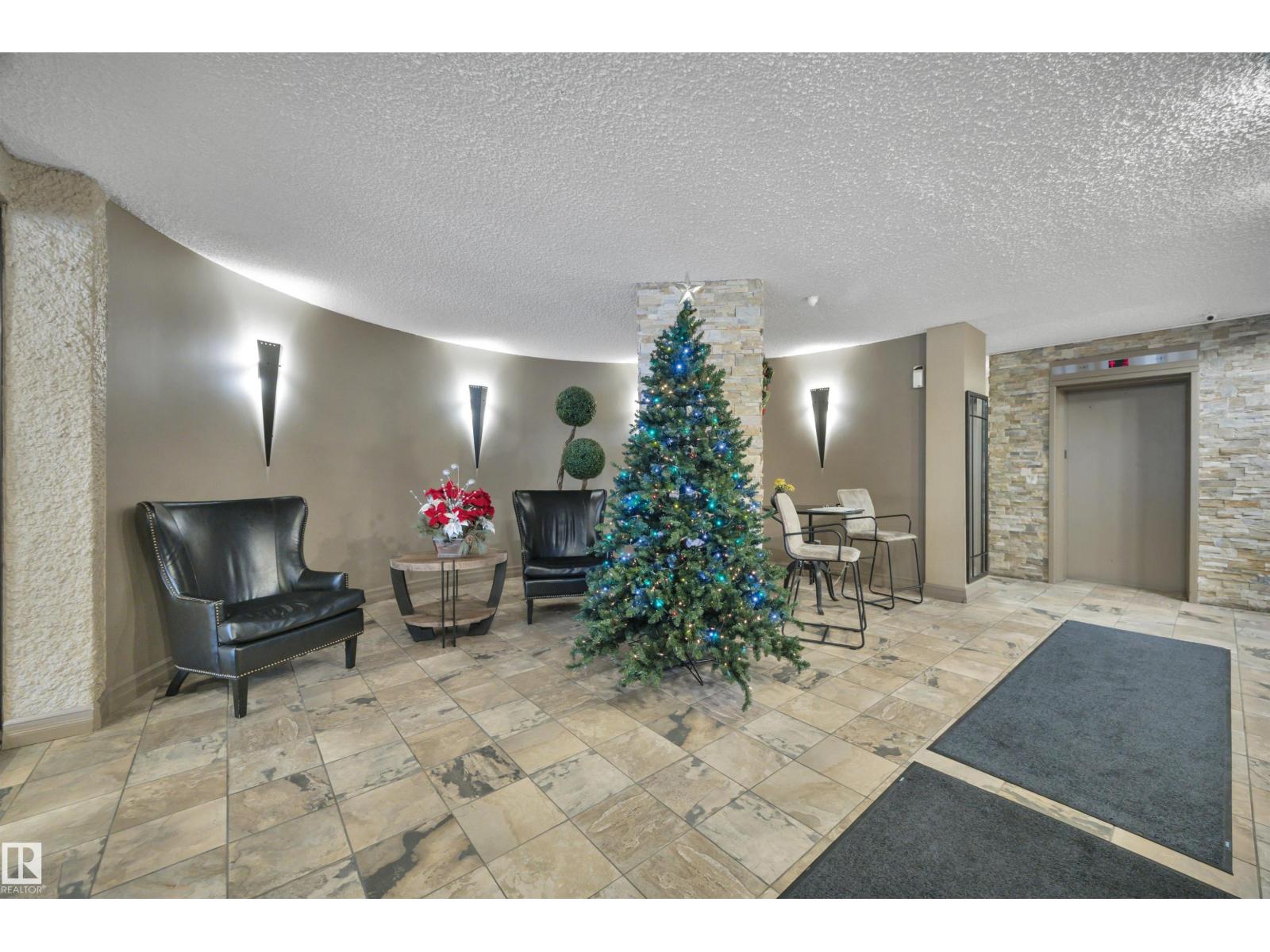 #506 10045 117 St Nw, Edmonton, Alberta T5K 1W8 - Photo 4 - E4466862