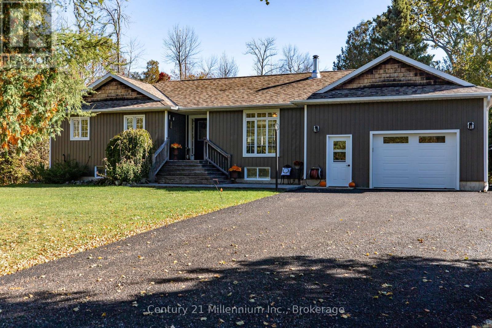 23 PIERCE STREET N, South Bruce Peninsula, Ontario