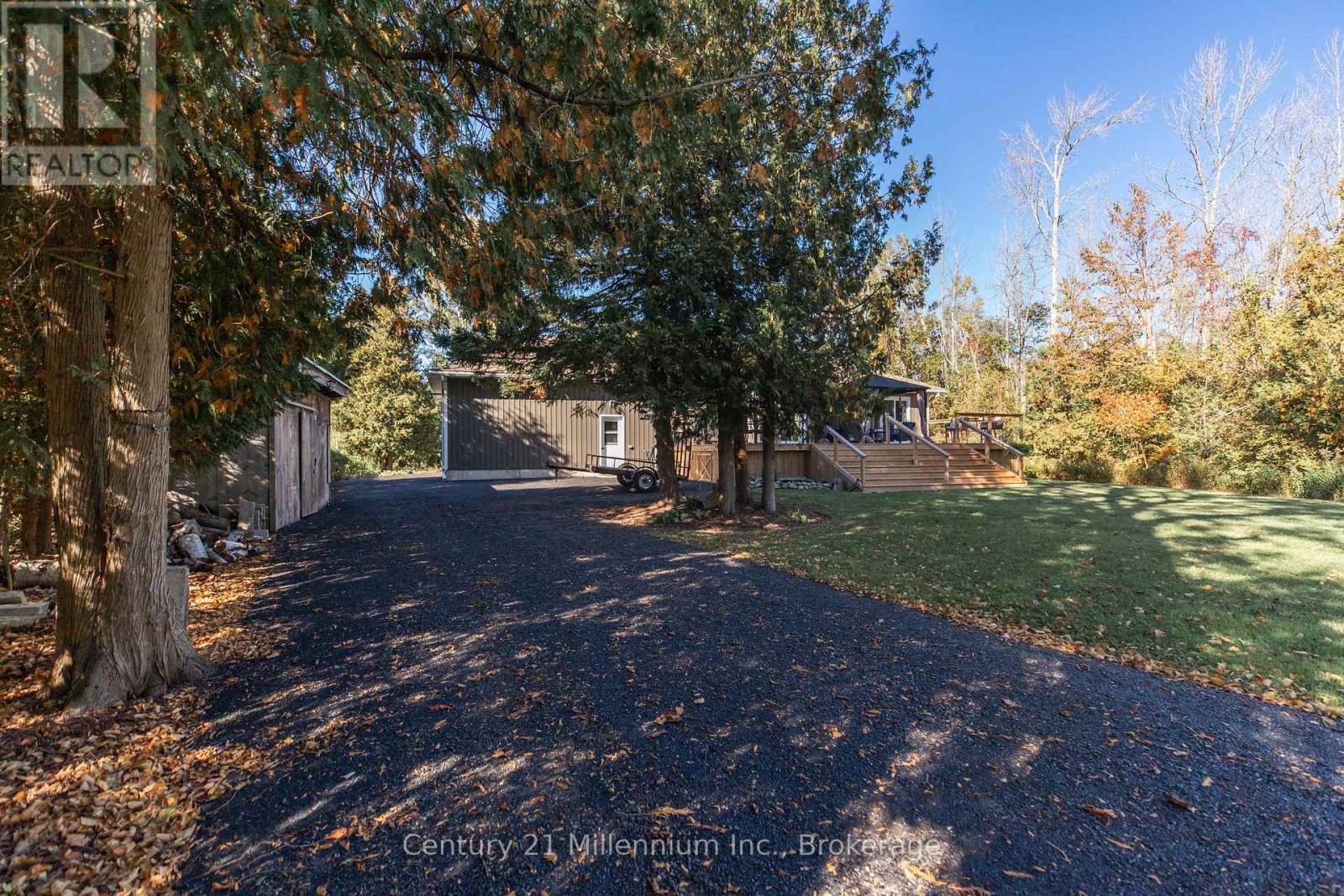 23 Pierce Street N, South Bruce Peninsula, Ontario  N0H 2T0 - Photo 13 - X12582230