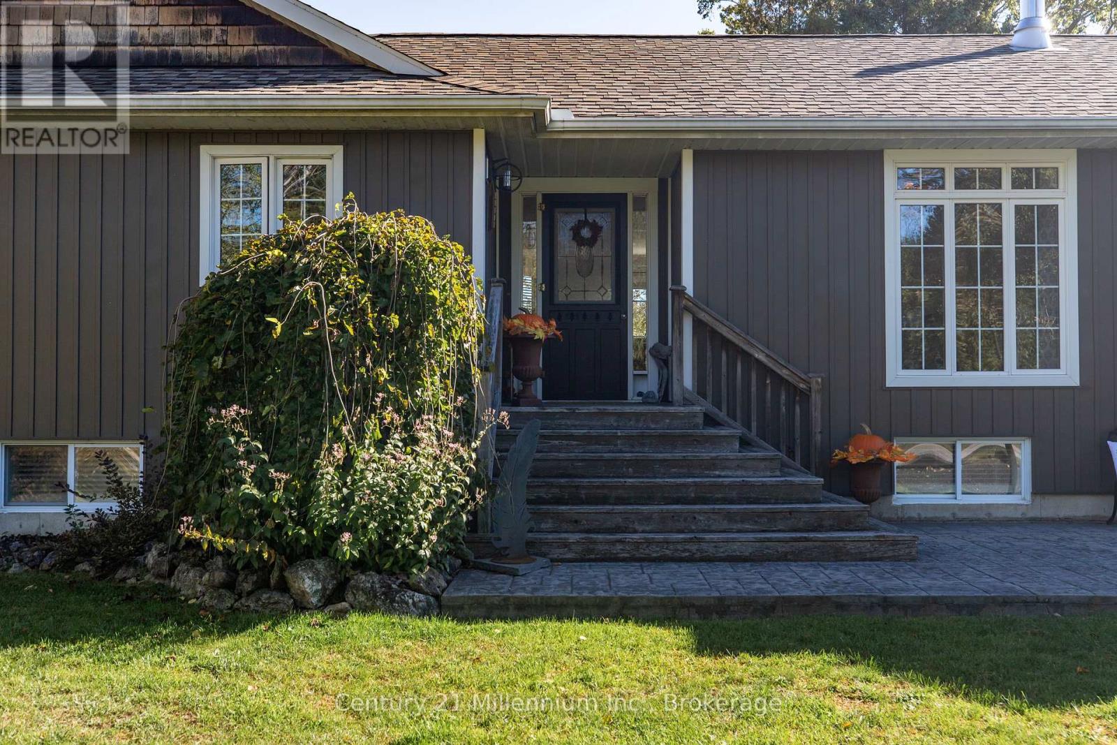 23 Pierce Street N, South Bruce Peninsula, Ontario  N0H 2T0 - Photo 23 - X12582230