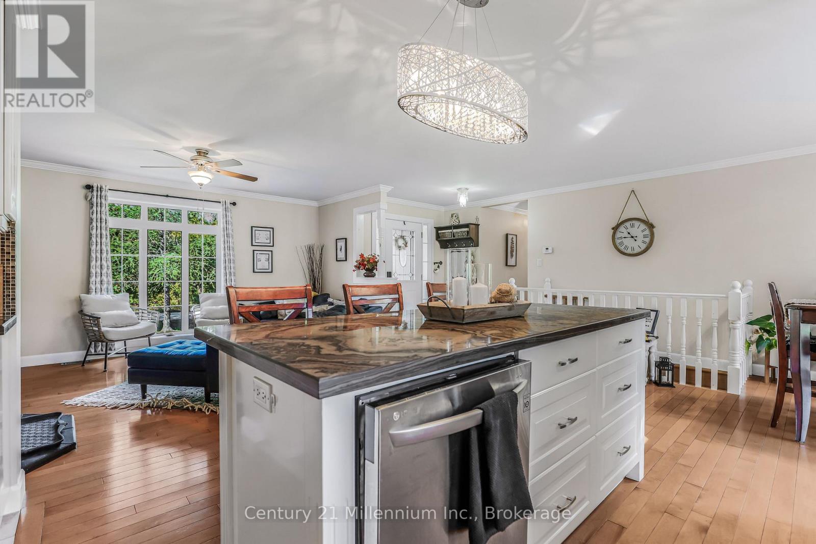 23 Pierce Street N, South Bruce Peninsula, Ontario  N0H 2T0 - Photo 34 - X12582230