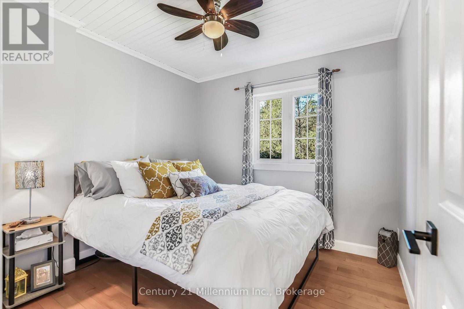 23 Pierce Street N, South Bruce Peninsula, Ontario  N0H 2T0 - Photo 36 - X12582230