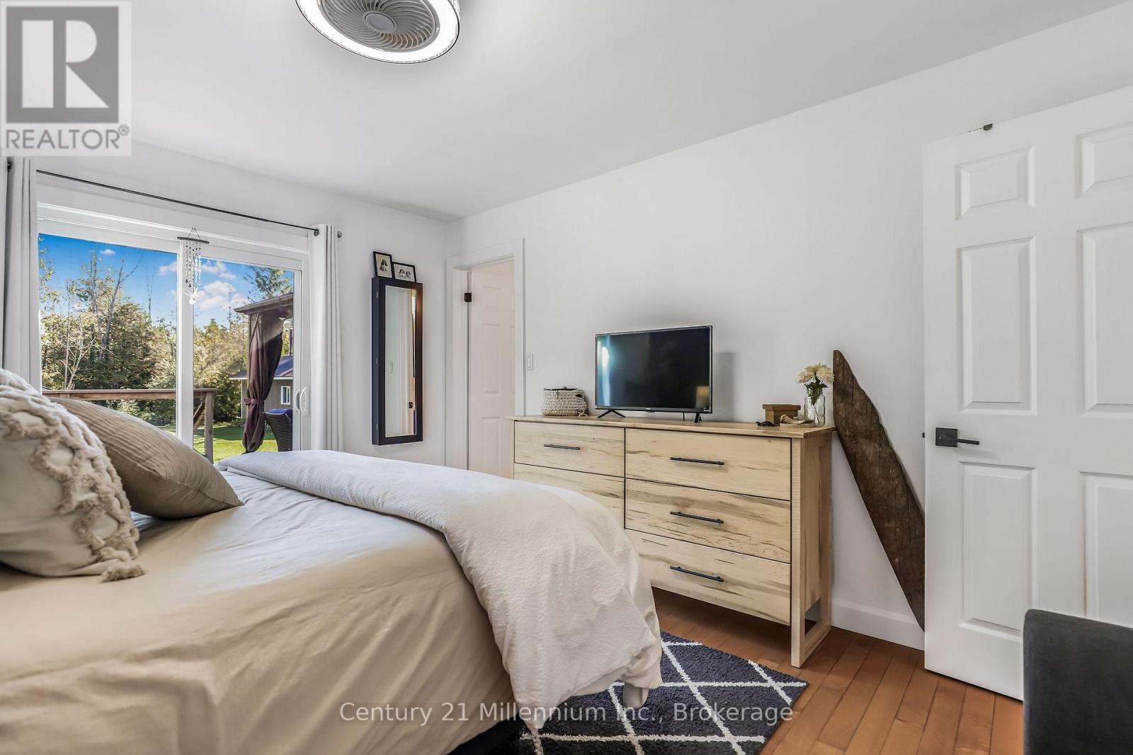 23 Pierce Street N, South Bruce Peninsula, Ontario  N0H 2T0 - Photo 40 - X12582230