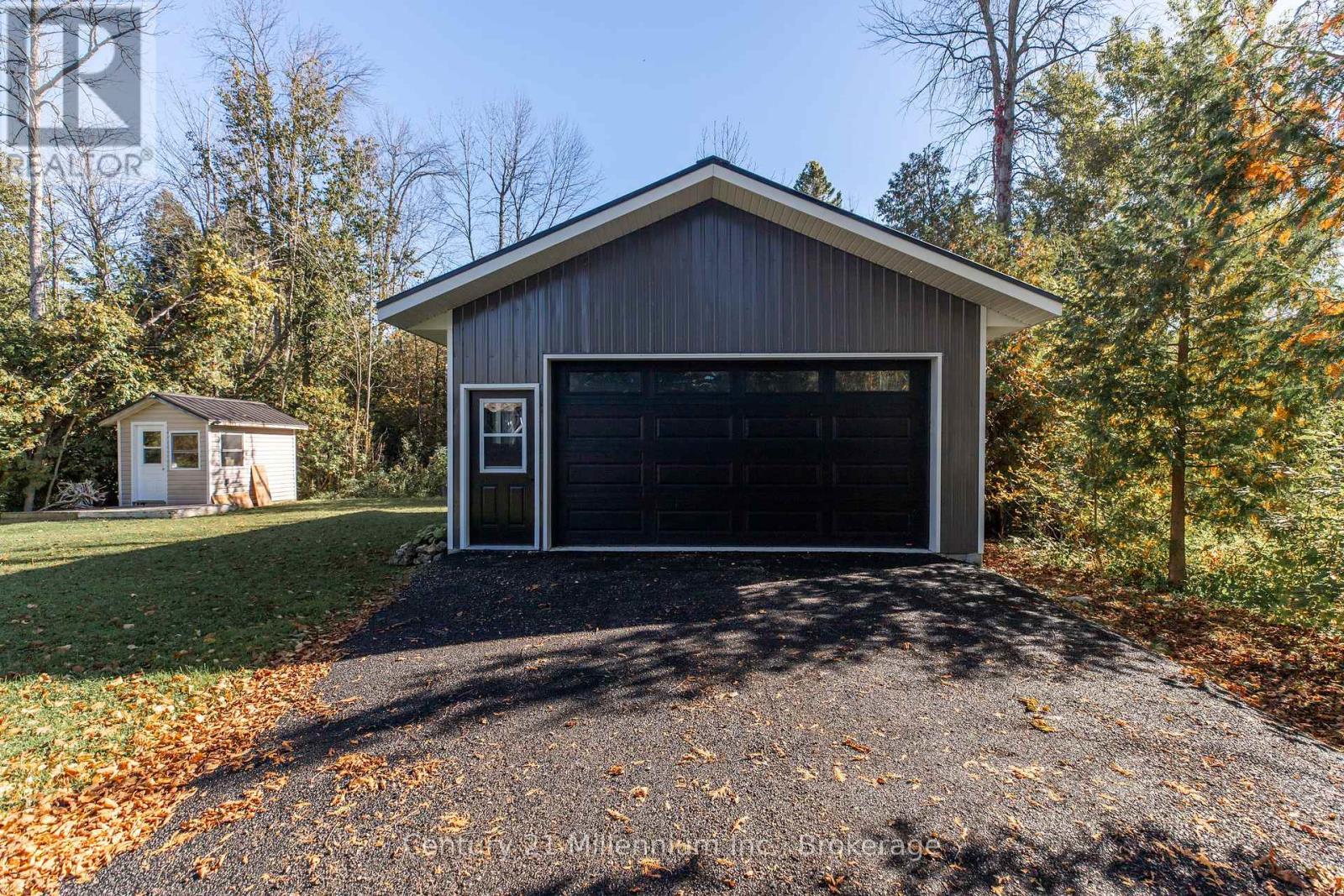 23 Pierce Street N, South Bruce Peninsula, Ontario  N0H 2T0 - Photo 8 - X12582230