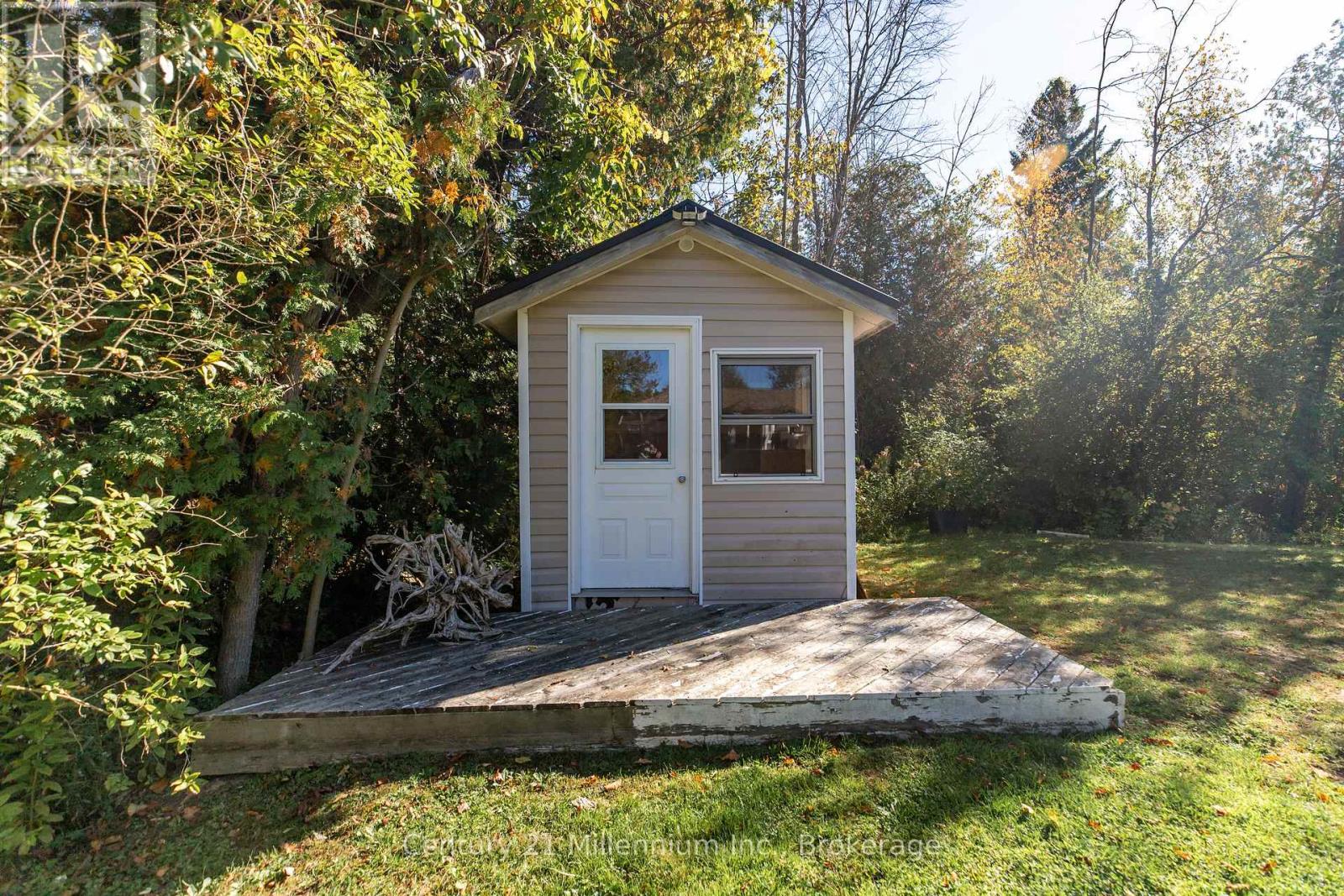 23 Pierce Street N, South Bruce Peninsula, Ontario  N0H 2T0 - Photo 9 - X12582230