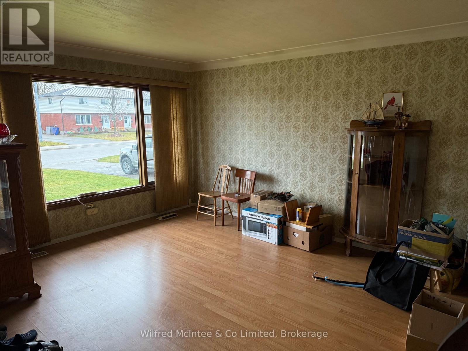 506 14th Street, Hanover, Ontario N4N 1Z9 - Photo 14 - X12582272